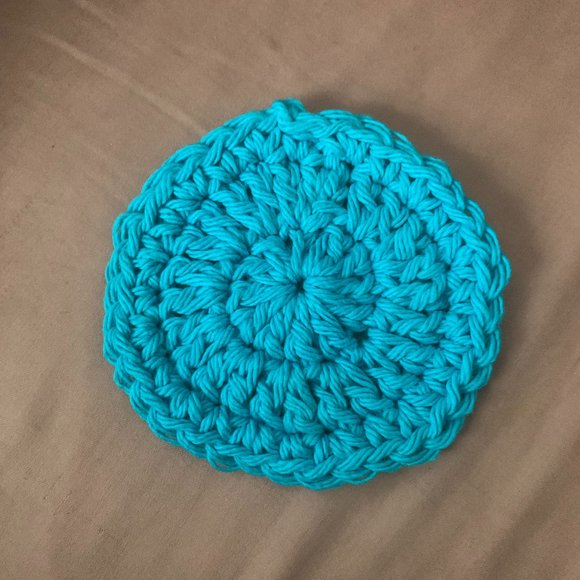 Handmade Crochet Face Scrubbie WITH EXFOLIATION side - 100% Cotton -  2 pack - Picture 1 of 2